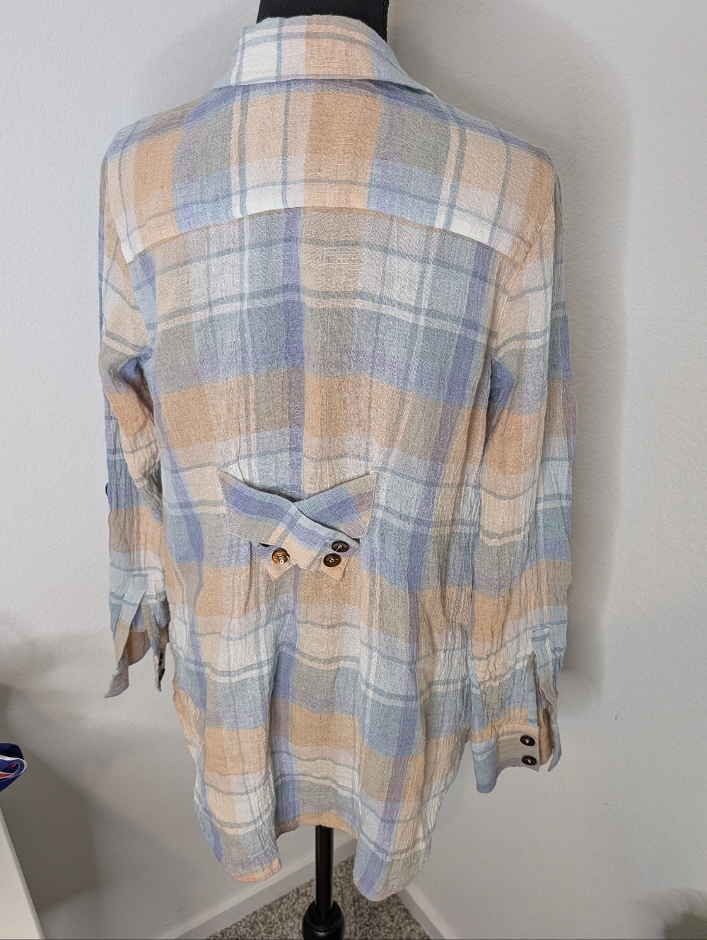 Soft Surroundings Rainbow Row Pastel Plaid Linen Shirt Medium - Picture 4 of 7